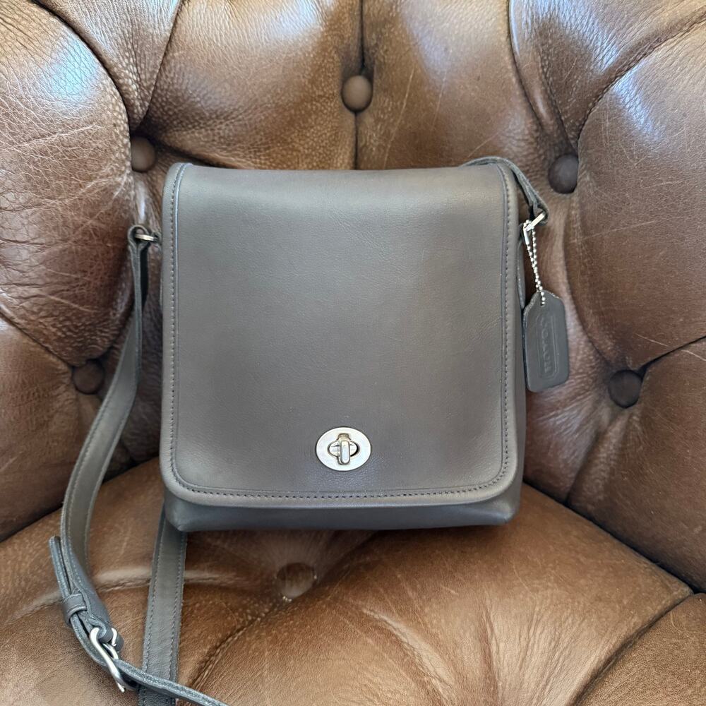 Vintage Coach Companion Bag 9076 Fennel Gray Leather Crossbody